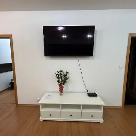 Krásné S Balkonem Appartamento Praga
