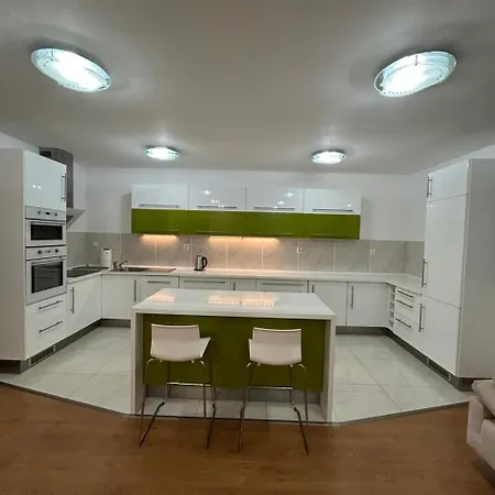 Krásné S Balkonem Appartement Prague