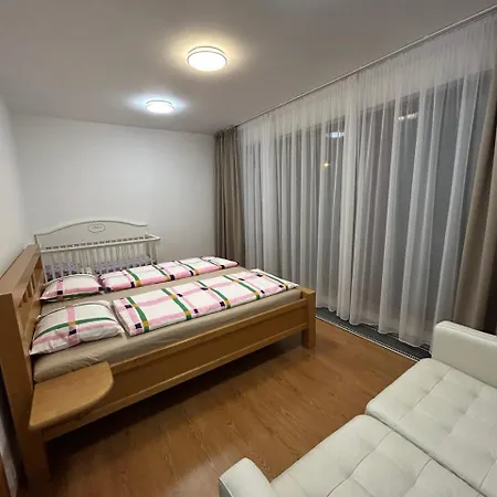 Krásné S Balkonem Appartement Prague